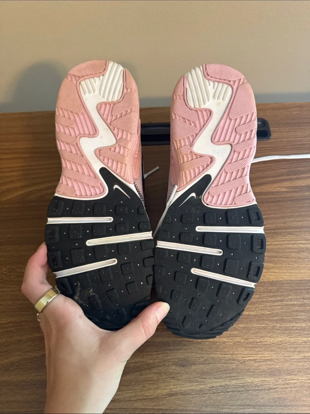 Nike Wmns 8.5 Air Max Excee White Light Arctic Pink - Picture 6 of 7